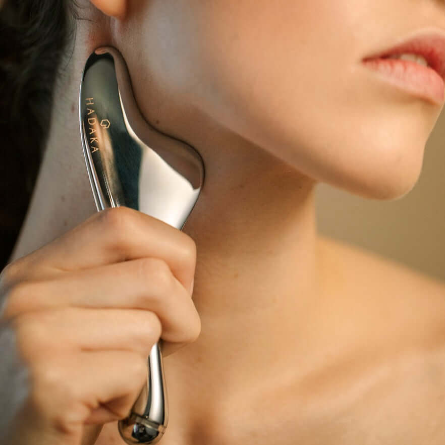 Hadaka Soleil Microcurrent Gua Sha Face Sculptor - Gentle Skin Essentials