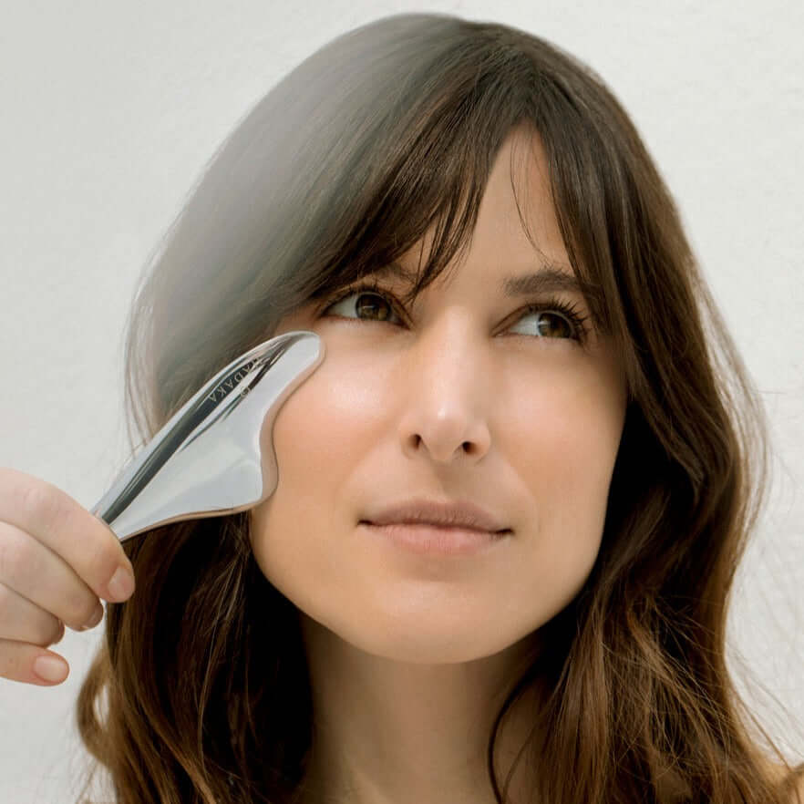 Hadaka Soleil Microcurrent Gua Sha Face Sculptor - Gentle Skin Essentials